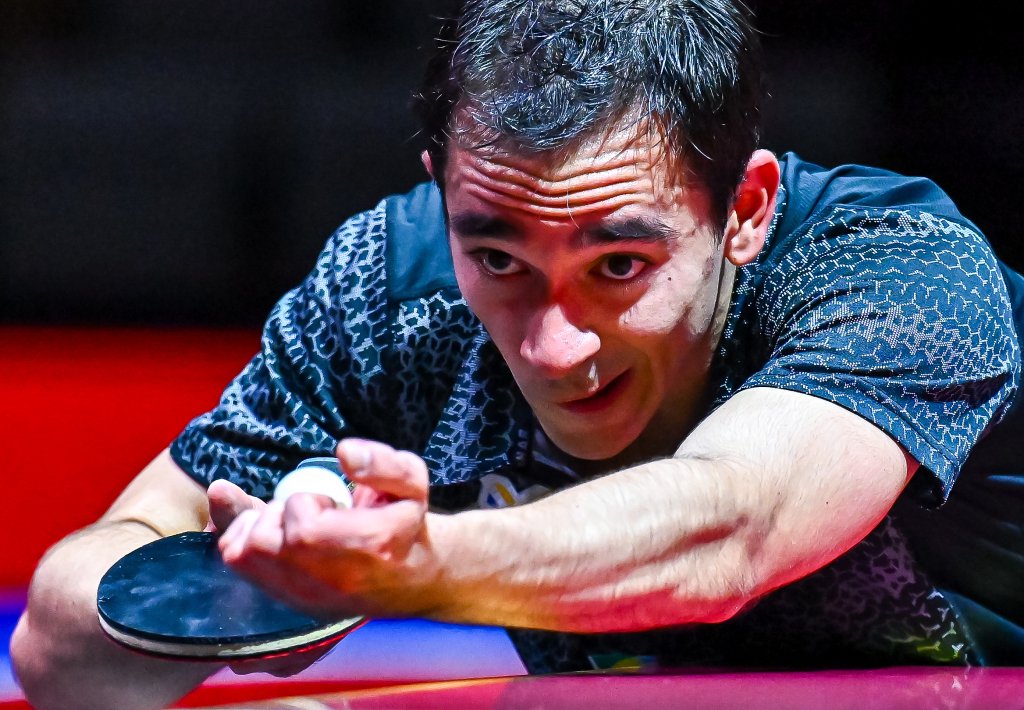 现了他的激 现了他的激